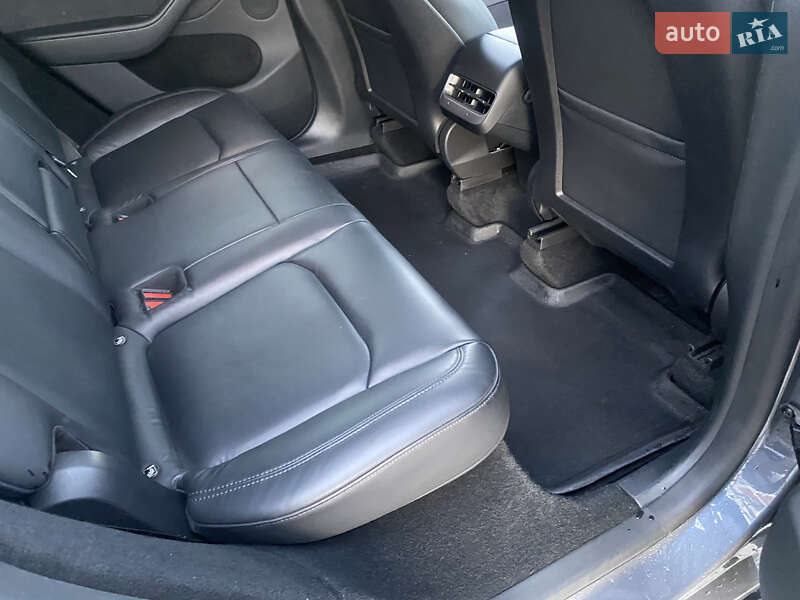 Внедорожник / Кроссовер Tesla Model Y 2023 в Самборе фото 41 Внедорожник / Кроссовер Tesla Model Y 2023 в Самборе