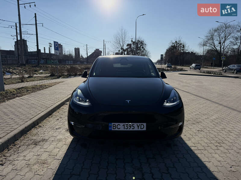 Позашляховик / Кросовер Tesla Model Y 2024 в Львові