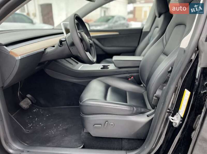 Позашляховик / Кросовер Tesla Model Y 2023 в Білій Церкві