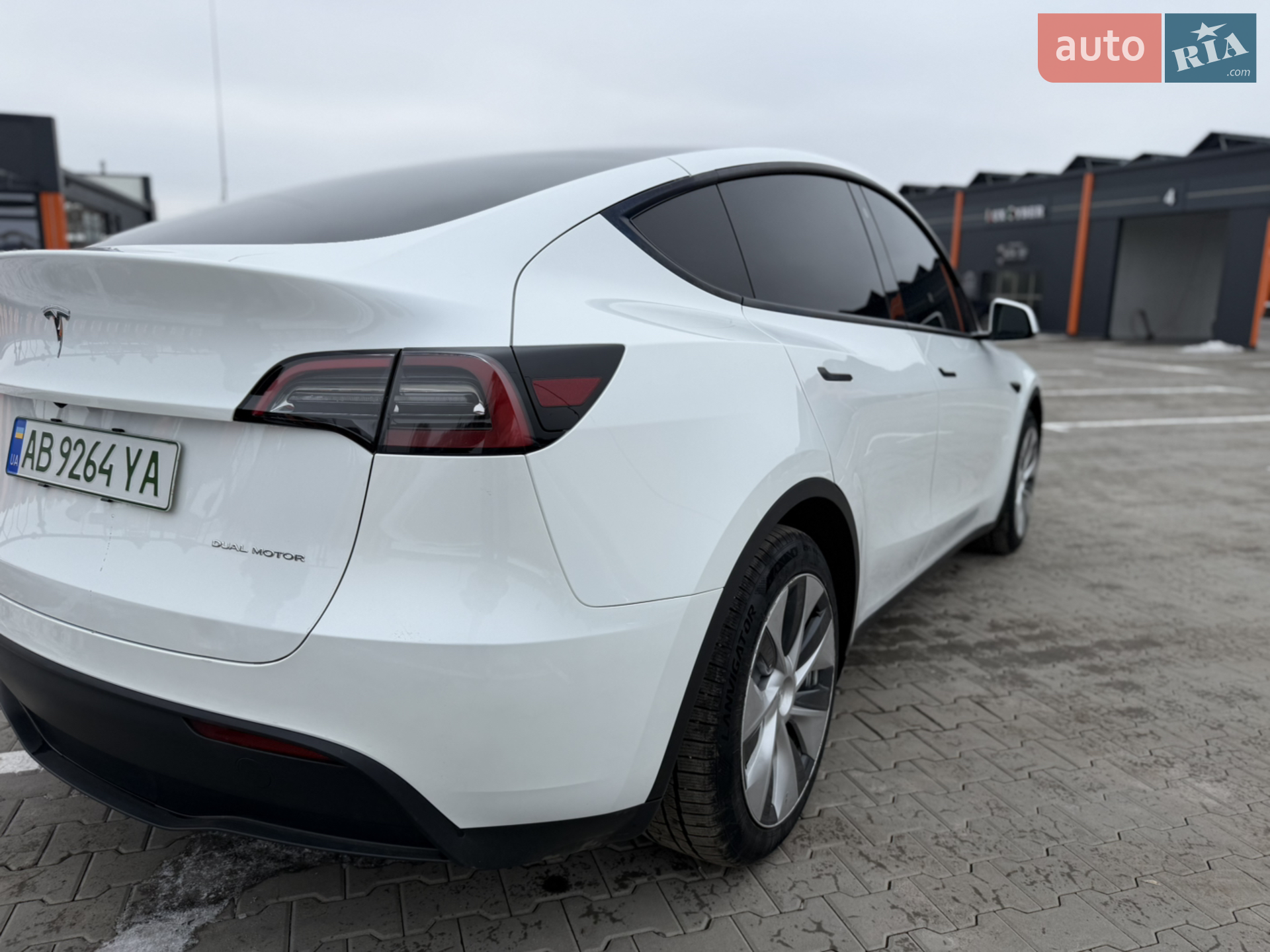 2022 Tesla Model Y - мініатюра 5