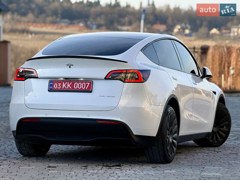 Позашляховик / Кросовер Tesla Model Y 2021 в Дрогобичі