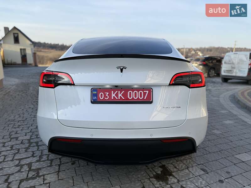Позашляховик / Кросовер Tesla Model Y 2021 в Дрогобичі