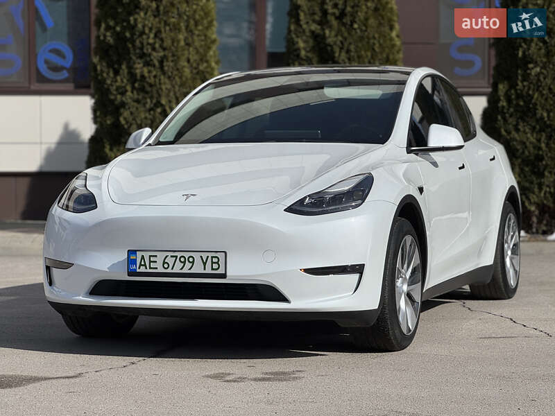Позашляховик / Кросовер Tesla Model Y 2022 в Дніпрі
