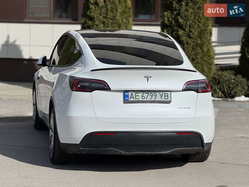 Позашляховик / Кросовер Tesla Model Y 2022 в Дніпрі