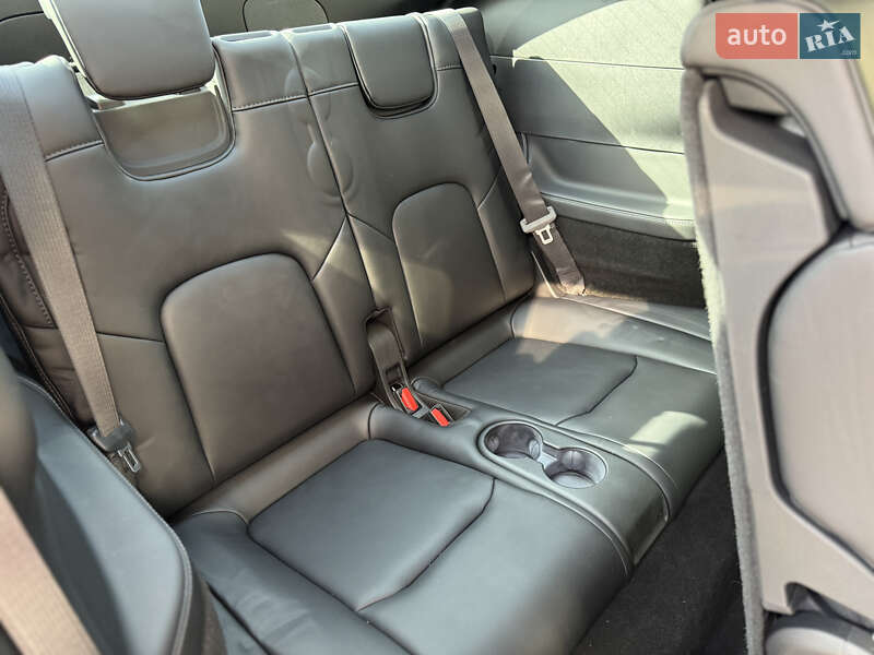 Позашляховик / Кросовер Tesla Model Y 2022 в Дніпрі