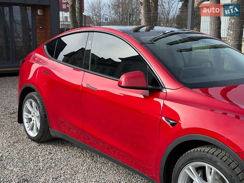 Позашляховик / Кросовер Tesla Model Y 2023 в Стрию
