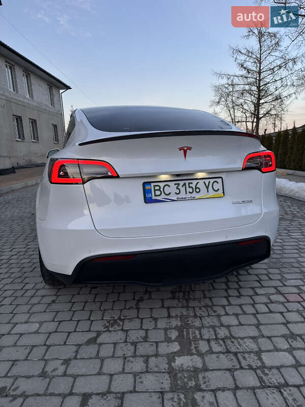 Позашляховик / Кросовер Tesla Model Y 2021 в Львові