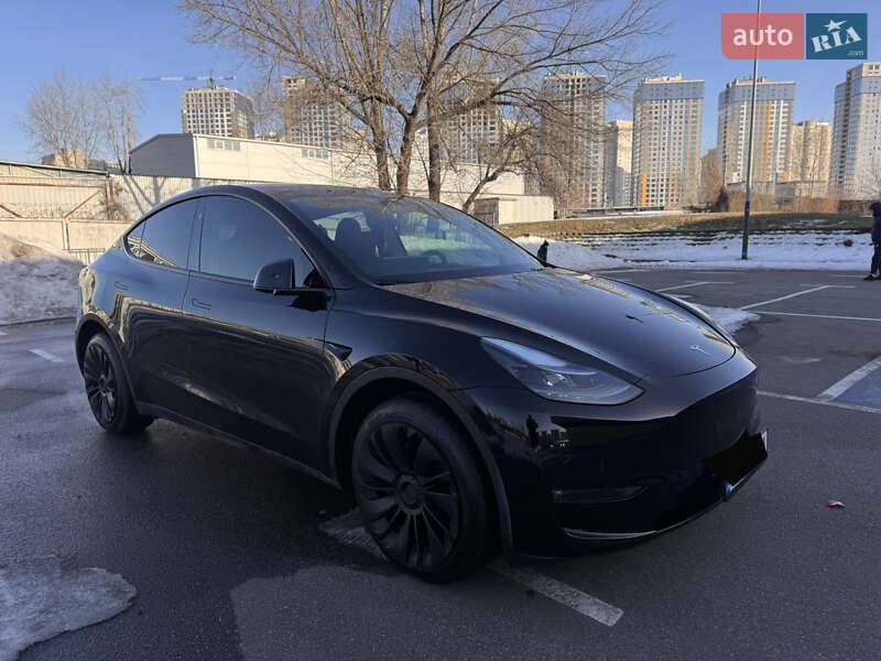 Tesla Model Y 2024 Tesla Model Y 2024