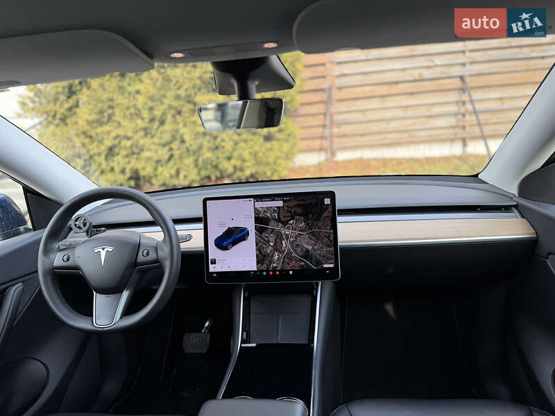 Позашляховик / Кросовер Tesla Model Y 2021 в Києві