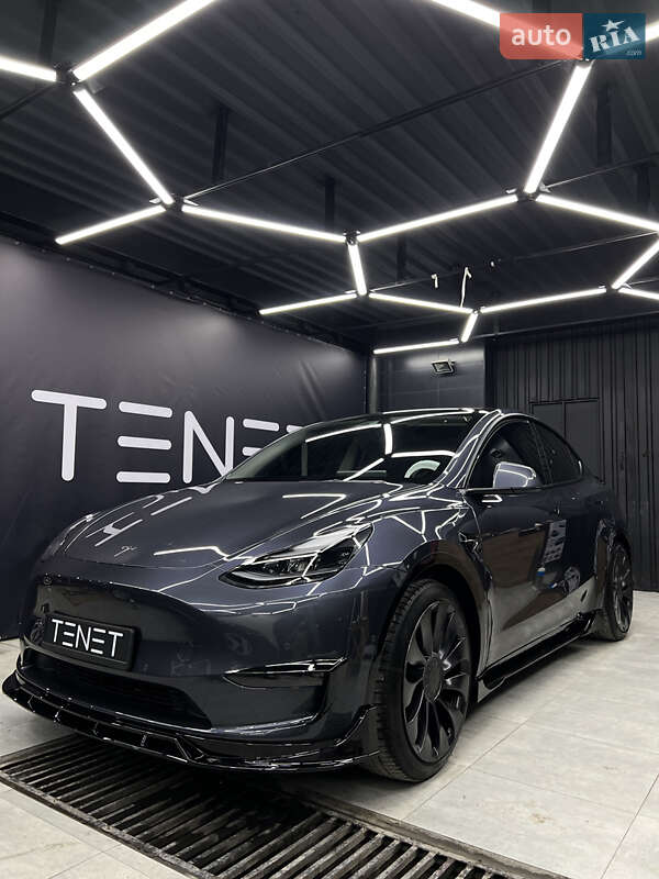 Внедорожник / Кроссовер Tesla Model Y 2022 в Киеве