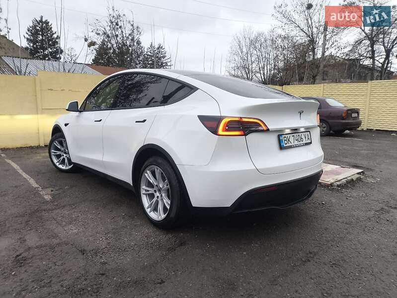 Внедорожник / Кроссовер Tesla Model Y 2024 в Харькове фото 11 Внедорожник / Кроссовер Tesla Model Y 2024 в Харькове