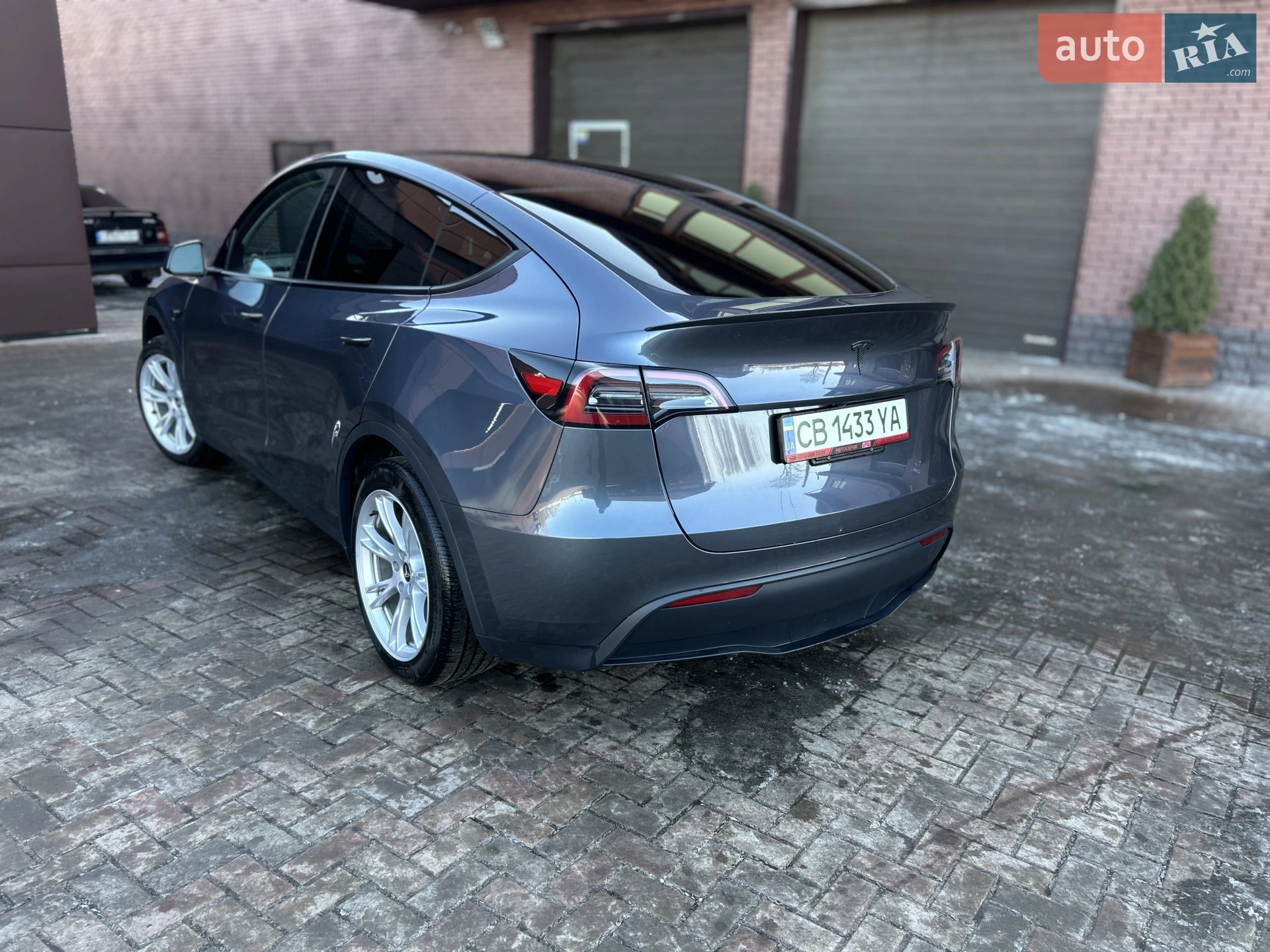 2023 Tesla Model Y - мініатюра 9