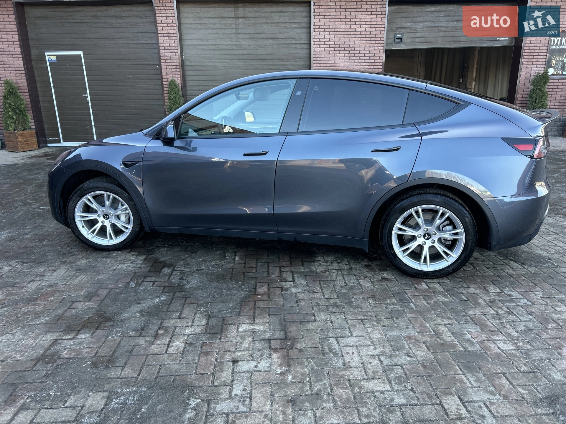 2023 Tesla Model Y - мініатюра 12