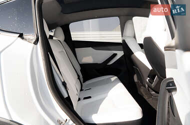 Внедорожник / Кроссовер Tesla Model Y 2026 в Львове