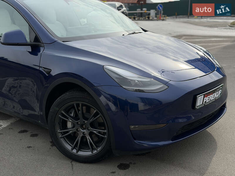 Позашляховик / Кросовер Tesla Model Y 2024 в Києві фото 4 Позашляховик / Кросовер Tesla Model Y 2024 в Києві
