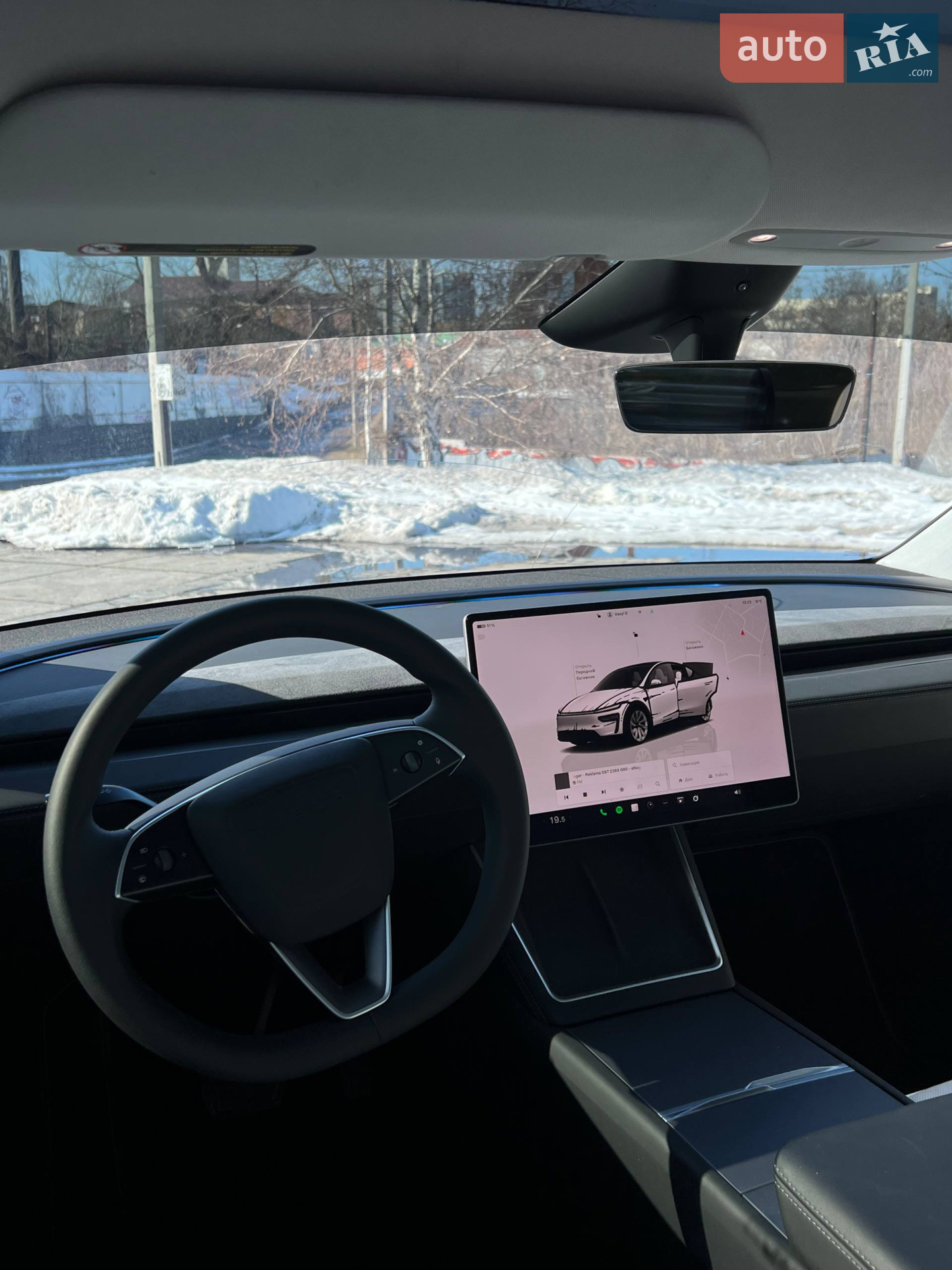 2025 Tesla Model Y - мініатюра 10