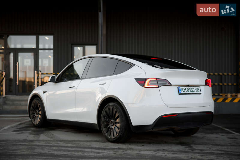 Позашляховик / Кросовер Tesla Model Y 2023 в Житомирі фото 7 Позашляховик / Кросовер Tesla Model Y 2023 в Житомирі