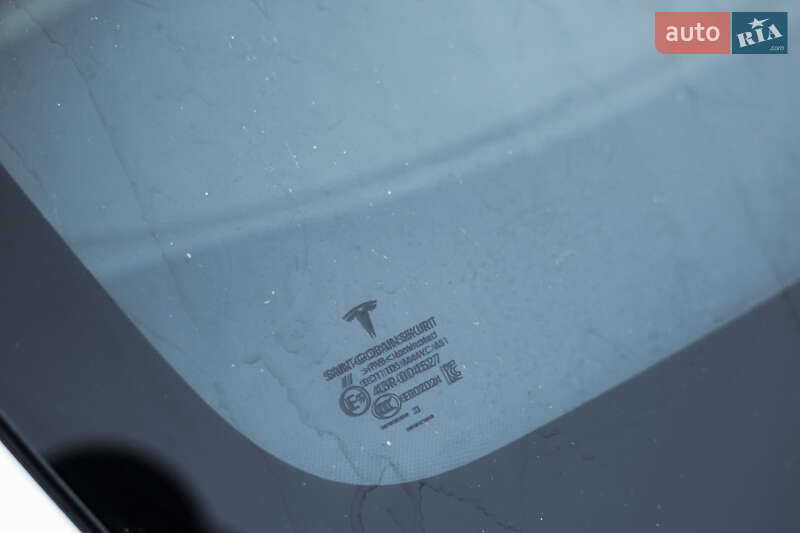 Позашляховик / Кросовер Tesla Model Y 2023 в Житомирі фото 102 Позашляховик / Кросовер Tesla Model Y 2023 в Житомирі