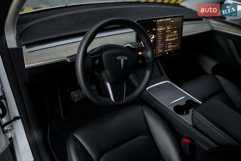 Позашляховик / Кросовер Tesla Model Y 2023 в Житомирі фото 20 Позашляховик / Кросовер Tesla Model Y 2023 в Житомирі
