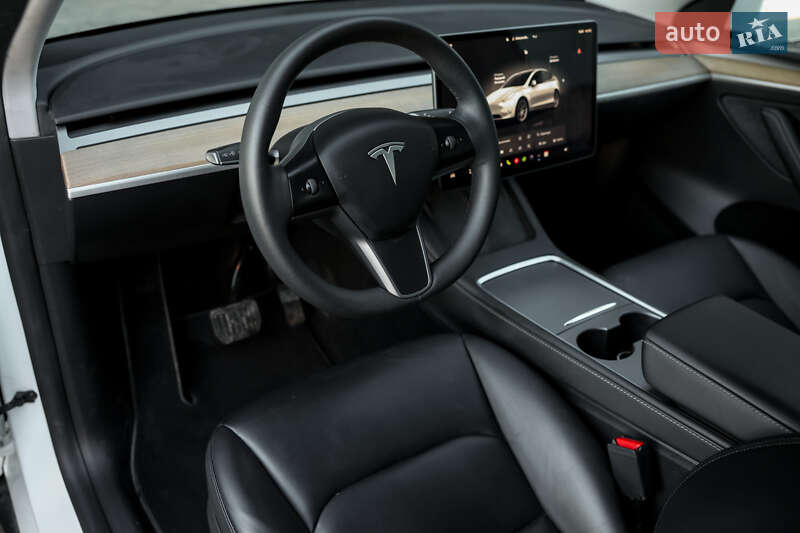 Позашляховик / Кросовер Tesla Model Y 2023 в Житомирі фото 23 Позашляховик / Кросовер Tesla Model Y 2023 в Житомирі
