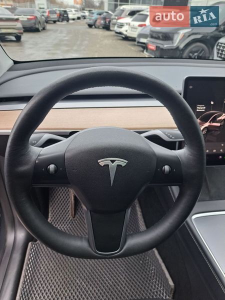 Позашляховик / Кросовер Tesla Model Y 2023 в Полтаві фото 5 Позашляховик / Кросовер Tesla Model Y 2023 в Полтаві