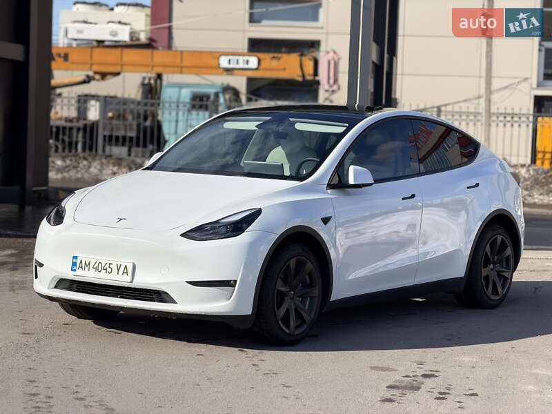 Внедорожник / Кроссовер Tesla Model Y 2023 в Коростене