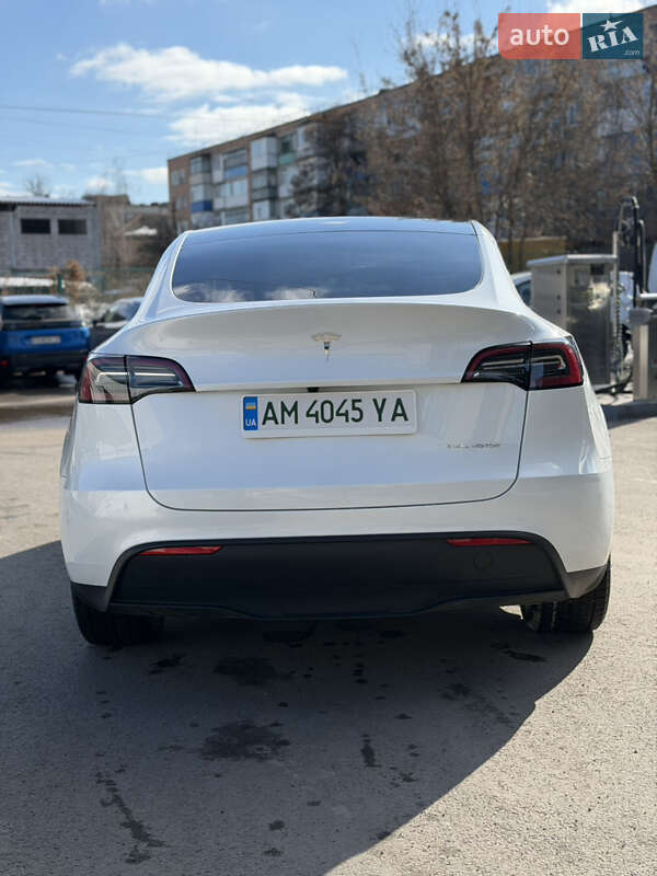 Внедорожник / Кроссовер Tesla Model Y 2023 в Коростене