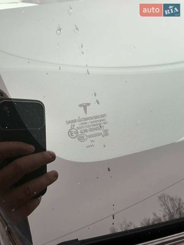 Внедорожник / Кроссовер Tesla Model Y 2021 в Тернополе