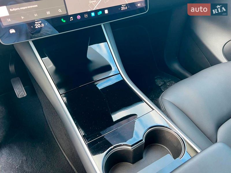 Внедорожник / Кроссовер Tesla Model Y 2020 в Львове