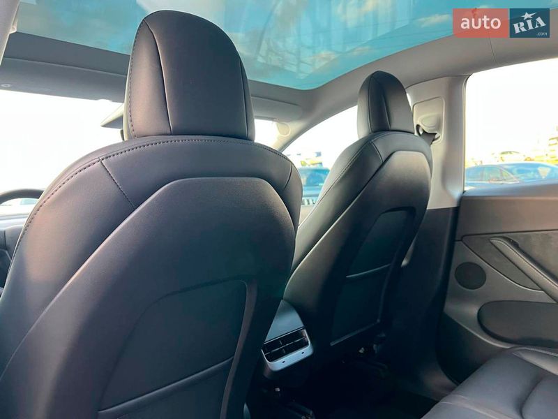 Внедорожник / Кроссовер Tesla Model Y 2020 в Львове