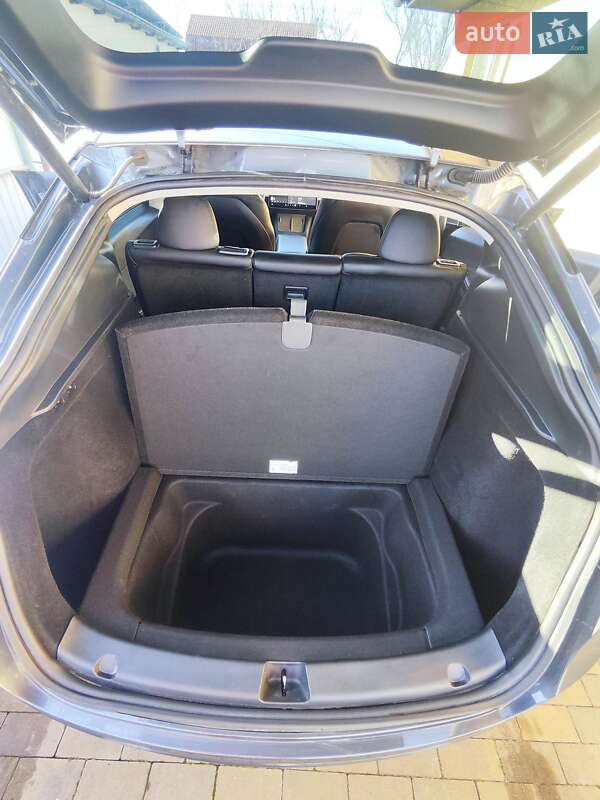 Внедорожник / Кроссовер Tesla Model Y 2023 в Борисполе