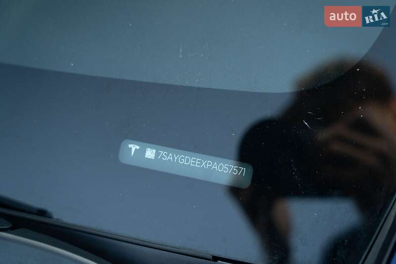 Внедорожник / Кроссовер Tesla Model Y 2023 в Черновцах