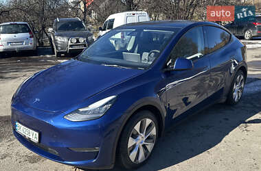 Внедорожник / Кроссовер Tesla Model Y 2023 в Ровно