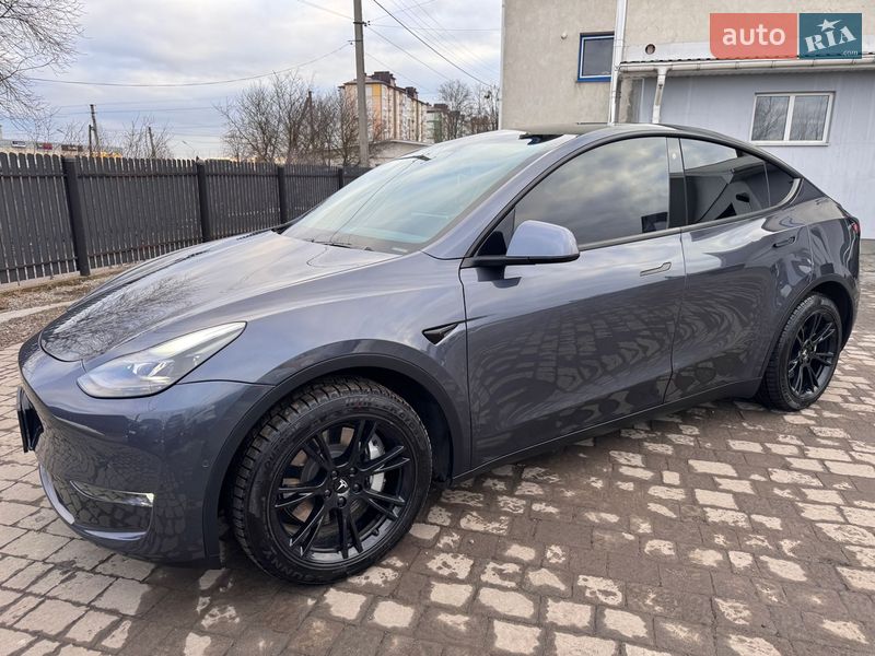 Внедорожник / Кроссовер Tesla Model Y 2020 в Ивано-Франковске