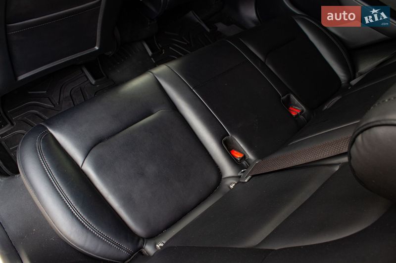 Позашляховик / Кросовер Tesla Model Y 2022 в Львові