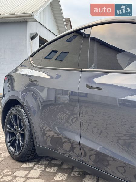 Внедорожник / Кроссовер Tesla Model Y 2020 в Ивано-Франковске