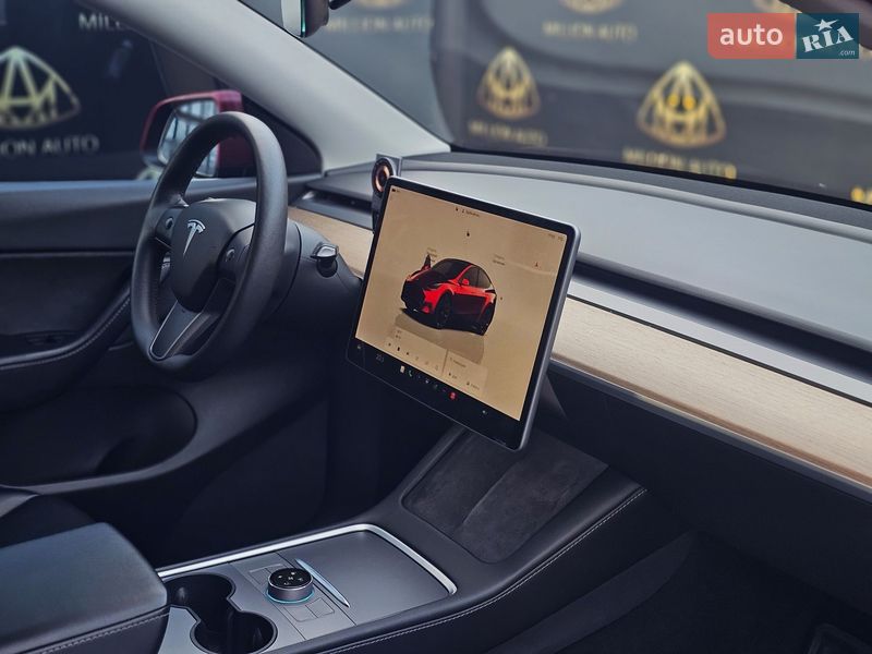 Позашляховик / Кросовер Tesla Model Y 2022 в Києві