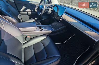 Позашляховик / Кросовер Tesla Model Y 2021 в Тернополі