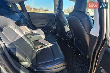 Позашляховик / Кросовер Tesla Model Y 2021 в Тернополі