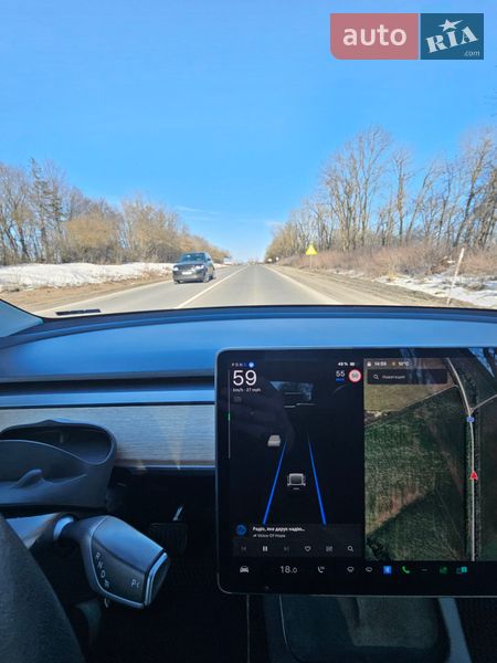 Позашляховик / Кросовер Tesla Model Y 2021 в Тернополі