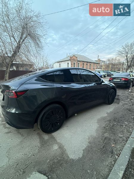 Позашляховик / Кросовер Tesla Model Y 2024 в Дніпрі