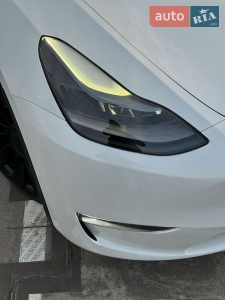 Внедорожник / Кроссовер Tesla Model Y 2022 в Киеве