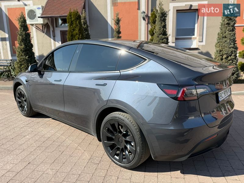 Позашляховик / Кросовер Tesla Model Y 2023 в Стрию