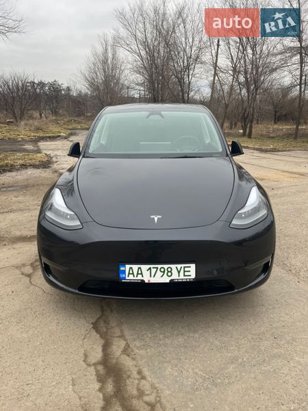 Внедорожник / Кроссовер Tesla Model Y 2024 в Кривом Роге