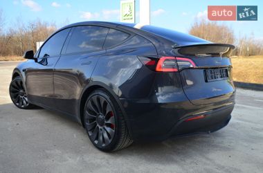 Внедорожник / Кроссовер Tesla Model Y 2024 в Трускавце