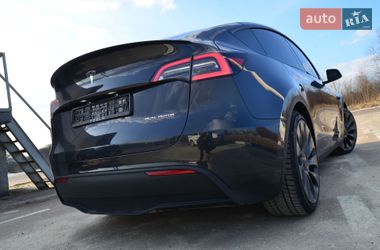 Внедорожник / Кроссовер Tesla Model Y 2024 в Трускавце