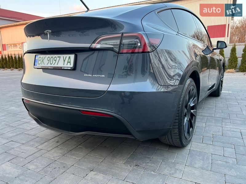 Внедорожник / Кроссовер Tesla Model Y 2020 в Луцке
