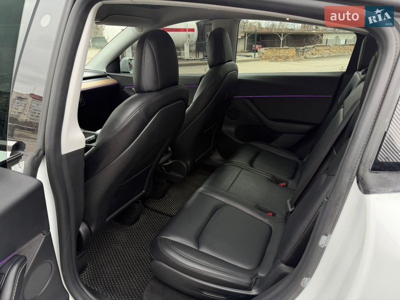 Внедорожник / Кроссовер Tesla Model Y 2021 в Запорожье