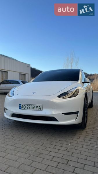 Позашляховик / Кросовер Tesla Model Y 2022 в Мукачевому фото 3 Позашляховик / Кросовер Tesla Model Y 2022 в Мукачевому