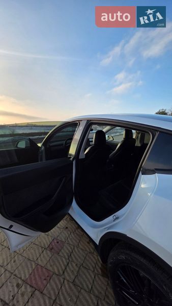 Внедорожник / Кроссовер Tesla Model Y 2020 в Золочеве